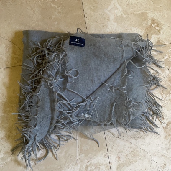 Ag super sexy gray color scarf